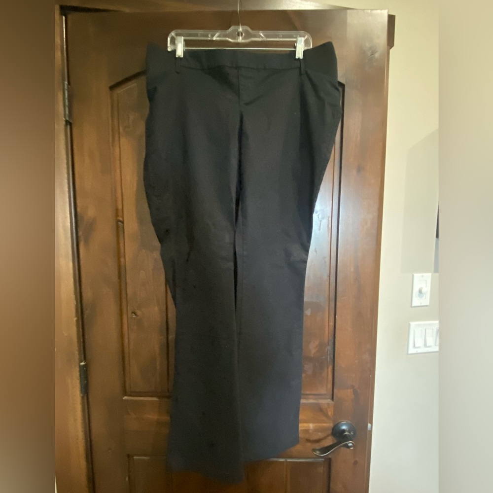Maternity trousers